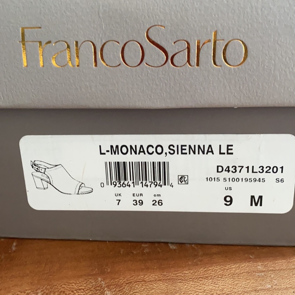 Like New Franco Sarto Sienna sandals(So comfy) - Picture 2 of 2